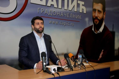 ŠAPIĆ UDARIO NA ĐILASA: Pet godina te nigde nije bilo, A SAD HOĆEŠ DA TI SE JA SKLONIM?!