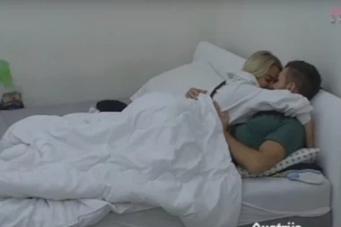 Teodora i Anđelo  imali s*ks pred  njenom majkom!