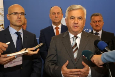 SMRTNU KAZNU iz Ustava Republike Srpske POD HITNO IZBRISATI