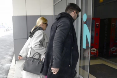 PORODILA SE NATAŠA BEKVALAC, Luka PRISUSTVOVAO porođaju!