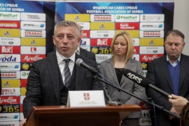 Kokeza novi-stari predsednik FSS - mandat do 2023!