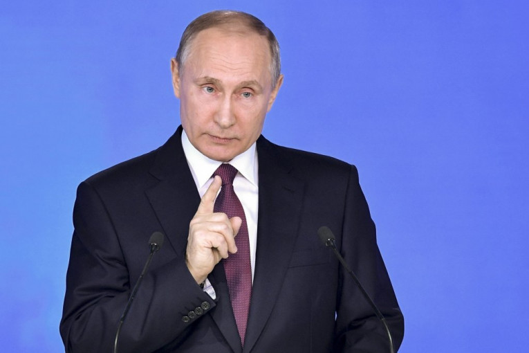 Otkrivamo - Putin zagrmeo na Tačija: Prestanite da terorište Srbe!