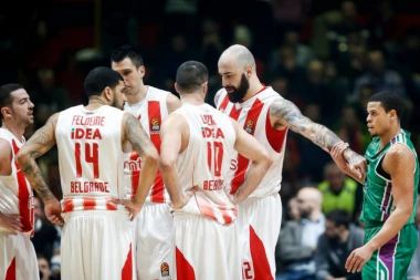 (FOTO) Tu je kad je teško: ONA JE DOŠLA DO PODRŽI ZVEZDU PROTIV VALENSIJE!