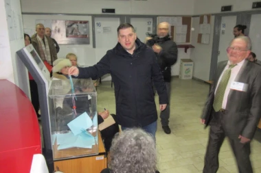 GLASAO NIKOLA NIKODIJEVIĆ