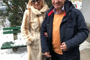 DA TEBE VOLIM TO SVAKO ZNA: Šaban dirljivom porukom čestitao ženi ROĐENDAN