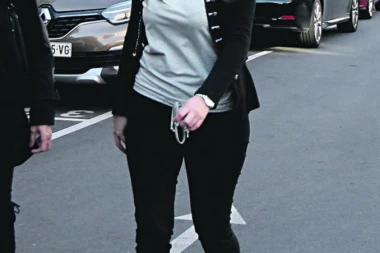 NE SMEŠ NI DA ZUCNEŠ O MARJANOVIĆIMA: Pretnje čoveku koji je upozorio Teodoru Krsmanović