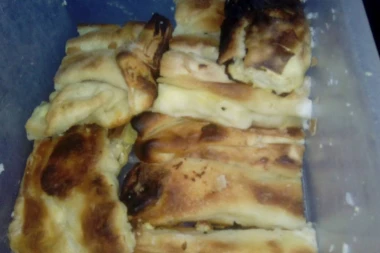 PRSTE DA POLIŽEŠ: Probajte recept za pravu domaću pitu