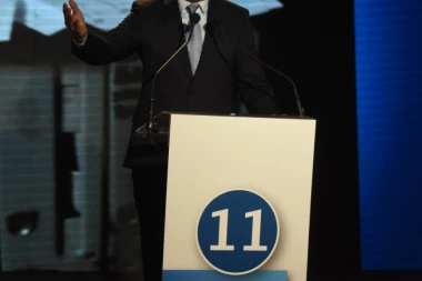 JANKOVIĆ I JEREMIĆ U VELIKOJ PANICI: ĐILAS PRAVI STRANKU