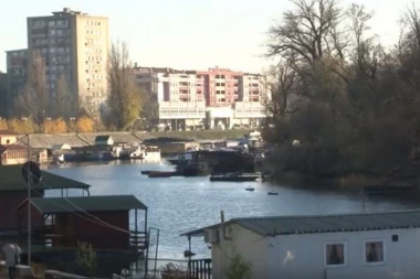 PLANULA PRODAJA STANOVA: Na samo 18 kilometara od Beograda luksuzan kvadrat za 870 evra