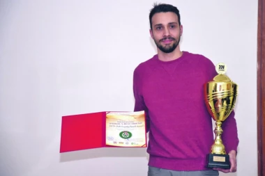 ANIMAL'S BEST FRIEND: Udruženju BETA nagrada za brigu o životinjama