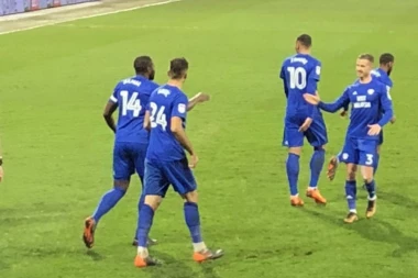 Grujić i Kardif u Premijer ligi: Jokan i Mitar u plej-ofu