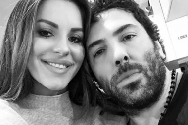 Seka zatrudnela pomoću ulja iz manastira! Aleksićka u Grčkoj obilazila svetinje!