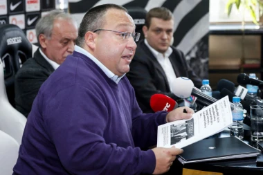 Vuletić spremio tužbu!