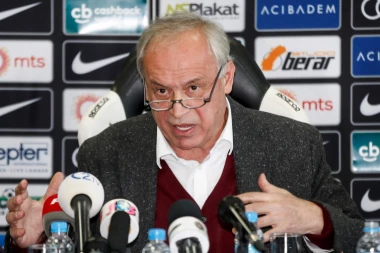 (FOTO) Predsednik Partizana vrbovao svetsku facu