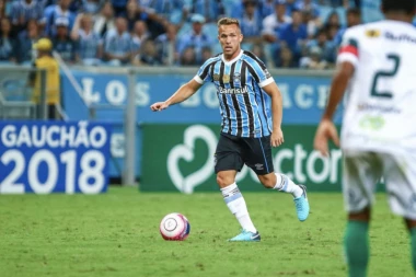 NOVO POJAČANJE KATALONACA: Artur Melo u Barseloni za 40 miliona evra