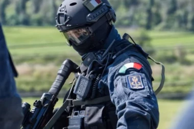 SRBIN UHAPŠEN U ITALIJI: Sa Crnogorcem spremao likvidaciju, našli mu pištolj sa izbrisanim brojem