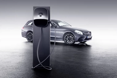 NE PREDAJU SE: Struja spasava dizelaše?