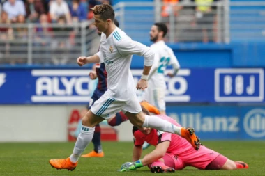 (VIDEO) Kad igra Ronaldo, igra i Real: PORTUGALAC SAM SRUŠIO EIBAR!