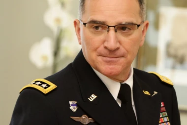 NATO: SVE USMERITI U BORBU PROTIV RUSIJE, NE TERORISTA!