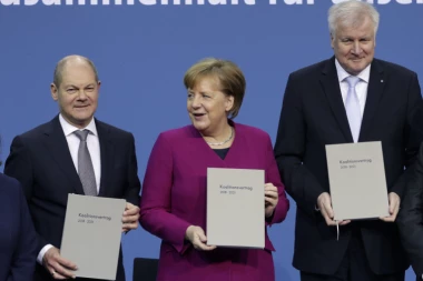 Merkel: VREME JE DA POČNE DA SE RADI