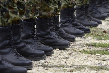 Vojska Srbije bogatija za 277 profesionalnih vojnika