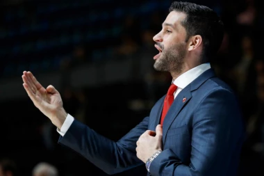 DA LI GA SE ZVEZDA OLAKO ODREKLA? Alimpijević potpisao na ČETIRI GODINE!