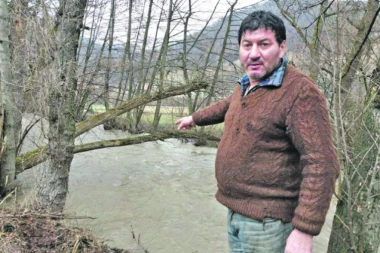 POTRAGA ZA M.D. (15) IZ LESKOVA: Gluvonemi dečak nestao u reci Pek?