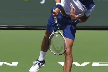 (FOTO) POJAČANJE: "Reiki majstor" sarađuje sa Đokovićem