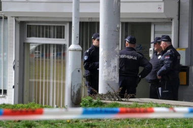 PODMETNUTA BOMBA U ZGRADI U NOVOM SADU: Sumnja se da je meta policajac koji u njoj stanuje
