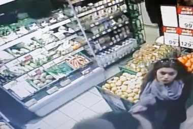 LAŽNIM PIŠTOLJEM PLJAČKALI PRODAVNICE: Uhapšeni razbojnici, na tri mesta u Kikindi oteli pazar