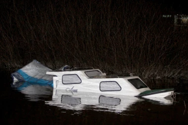 HOROR KOD HOTELA JUGOSLAVIJA: Iz Dunava izvučeni leševi muškarca i žene!