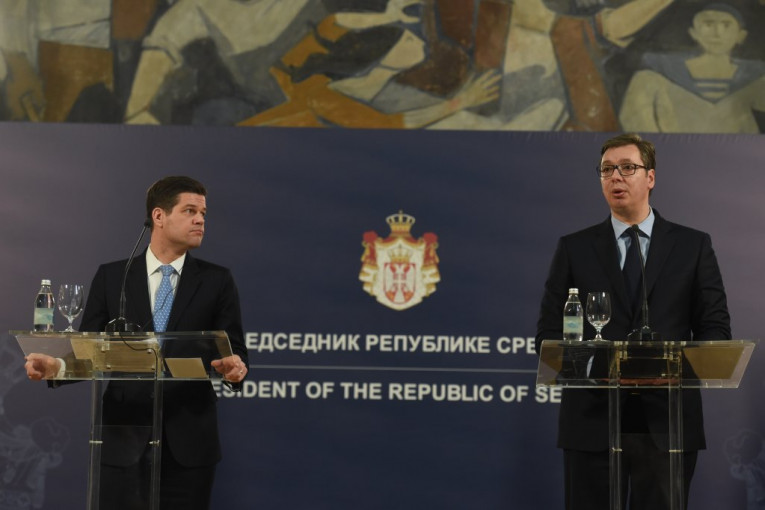 (FOTO) VUČIĆ: Kompromis po pitanju Kosova, ne poniženje srpske države