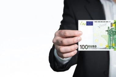 Danas se završava isplata 100 €, a ako ne znate koju ste banku štiklirali postoji jednostavno rešenje za to!