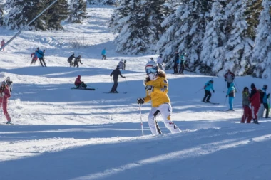 Stotom skijašu nagrada sedmodnevni ski pas povodom 100 dana sezone