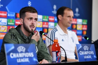 RAT KUMANA I PJANIĆA: Holanđanin stavio najboljeg fudbalera BiH na transfer listu, A RAZLOG JE NEREALAN!