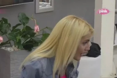 (VIDEO) TI NISI MUŠKARAC: Sara Vojketa više ne može da podnese