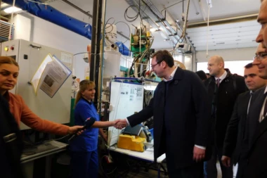 APEL PREDSEDNIKA: Žene, kao boga vas molim, rađajte decu!