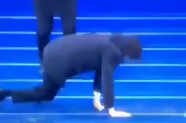 (VIDEO) Nekada je opasno slaviti gol