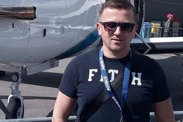 SKANDALOZNO: Srđanu Predojeviću ZABRANJENO da uđe u zgradu "Prve"!