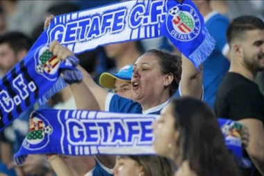 Betisu inicijativa, Hetafeu bodovi: MAKSIMOVIĆ ODLIČAN