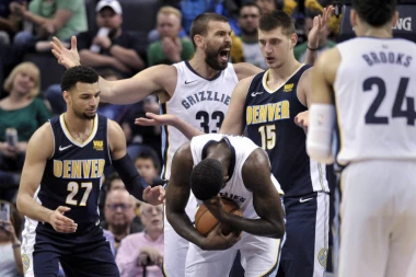 (VIDEO) Jokić pogodio sudiju u glavu, Denver sve dalje od plej-ofa