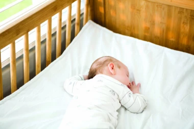 NESTRPLJIVA BEBA! Neverovatna scena ispred Instituta za majku i dete: Porođaj je počeo, nema nazad!