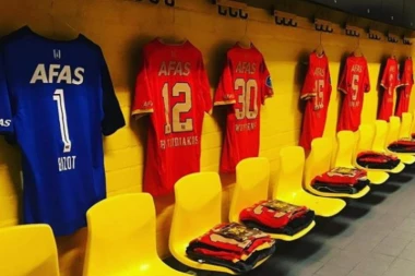 (FOTO) Srušio se krov na stadionu holandskog velikana