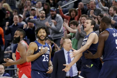 (VIDEO) Srce veliko kao Mineapolis: BJELICA POMAGAO U NARODNJOJ KUHINJI U SAD!