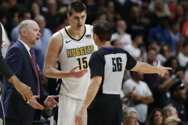 (VIDEO) Katedra košarke profesora Jokića: SRBIN DOVEO DENVER NA PRAG PLEJ-OFA, Klipersi se okreću narednoj sezoni