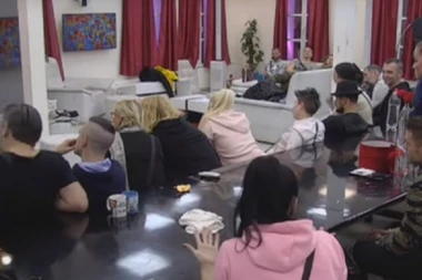 Učesnica "Zadruge" ide na DNK analizu: Sumnjaju da joj je on OTAC!