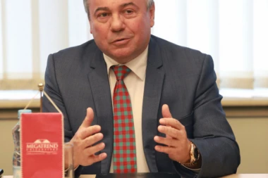 Mića Jovanović bio omađijan kada je prodavao "Megatrend"