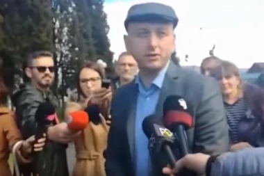 "KAD KLIZNEM U MELANHOLIJU": Lider DF u bračnu posetu u Spužu zove poslanicu DPS