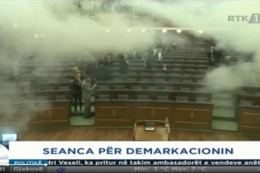 (VIDEO) OVAKO SU SE ŠIPTARI DANAS GUŠILI OD SUZAVCA U PARLAMENTU!