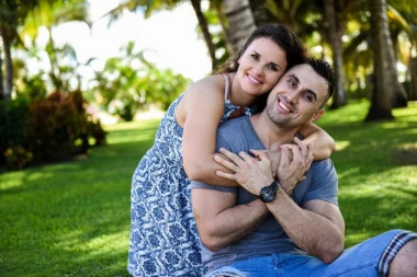 MLADENČIĆI ZA SLADAK BRAK: Novi supružnici danas slave Mladence